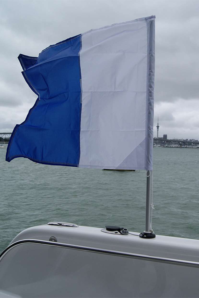 Flag pole railblaza canada
