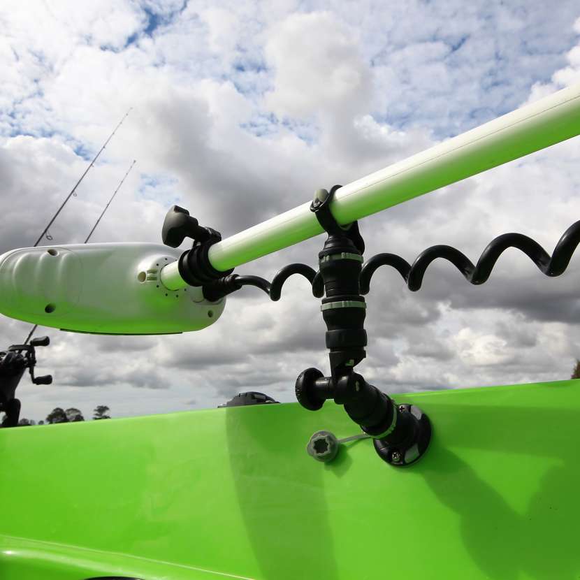 Adjustable Extender R-Lock | RAILBLAZA Canada